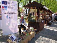Ivan Ivanov z Levíc sa venuje výrobe keramických píštaliek a drobností